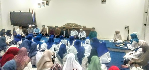 Fhoto : Pemdes Cogreg Kec. Parung Gelar Pengajian Bulanan BKMT Dihadiri Ketua TP PKK 