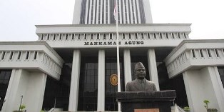 https://www.gardatipikornews.com.adhyaksanews.com/babinsa-desa-babakan-kecamatan-ciseeng-laksanakan-komunikasi-sosial-di-warga-setempat-dan-berlangsung-kondusif