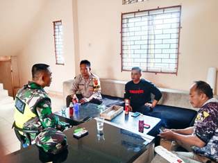 https://www.gardatipikornews.com.adhyaksanews.com/bupati-dan-wakil-bupati-banggai-hadiri-pelantikan-pengurus-rapi-lokal-03-pagimana