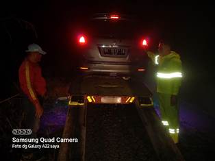 https://www.gardatipikornews.com.adhyaksanews.com/kegiatan-gotong-royong-desa-kuripan-kecamatan-ciseeng-dimonitor-personil-kormil-0621-22-parung-didampingi-kepala-desa