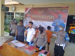 https://www.gardatipikornews.com.adhyaksanews.com/adhiyaksa-dharma-pusaka-pertanian-sahabat-petani-lokal-berikan-solusi-pupuk-kandang-organik