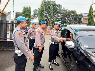 https://www.gardatipikornews.com.adhyaksanews.com/baznas-kabupaten-cirebon-apresiasi-green-program-kinerja-polresta-cirebon