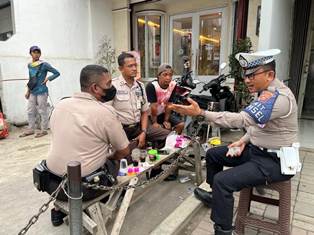 https://www.gardatipikornews.com.adhyaksanews.com/bupati-oku-timur-lanosin-st-siap-jalankan-instruksi-presiden-jokowi