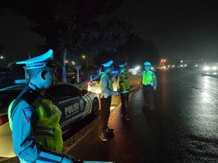 https://www.gardatipikornews.com.adhyaksanews.com/pelantikan-apel-kesiapan-dan-bimbingan-teknis-petugas-pemutakiran-data-pantarlih-desa-bakung-kecamatan-kronjo-kabupaten-tangerang