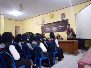 https://www.gardatipikornews.com.adhyaksanews.com/antisipasi-gangguan-polisi-dan-tni-di-sukabumi-ngariung-bareng-warga