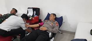 https://www.gardatipikornews.com.adhyaksanews.com/danrem-063-sunan-gunung-jati-meninjau-langsung-ke-lokasi-bencana-banjir-di-wilayah-desa-mulyasari-kec-pamanukan-kab-subang