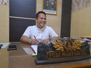 https://www.gardatipikornews.com.adhyaksanews.com/terkait-klb-pssi-pemerintah-hargai-statuta-fifa