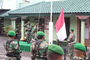 https://www.gardatipikornews.com.adhyaksanews.com/bripka-agus-salim-berikan-bantuan-dan-himbauan-pada-salah-satu-warga-dusun-imba