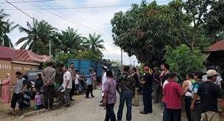 https://www.gardatipikornews.com.adhyaksanews.com/gapura-smkn-3-kabupaten-tangerang-ambruk-kualitas-konstruksi-jadi-sorotan
