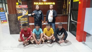 https://www.gardatipikornews.com.adhyaksanews.com/kapolsek-nagrak-polres-sukabumi-berbagi-kebahagiaan-dengan-anak-yatim-piatu