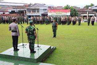 https://www.gardatipikornews.com.adhyaksanews.com/kapolda-sumsel-diwakili-karo-ops-polda-sumsel-kombes-pol-kamaruddin-pimpin-ka-bnn-propinsi-sumsel
