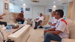 https://www.gardatipikornews.com.adhyaksanews.com/babinsa-sertu-albar-kene-ciptakan-keakraban-dengan-warga-desa-karihkil-kecamatan-ciseeng-laksanakan-komunikasi-sosial