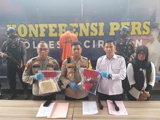https://www.gardatipikornews.com.adhyaksanews.com/polresta-cirebon-kembali-terima-penghargaan-pelayanan-publik