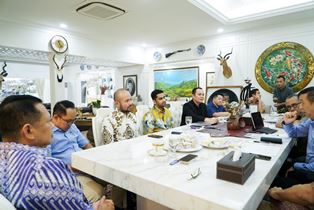 https://www.gardatipikornews.com.adhyaksanews.com/wali-kota-bandung-imbau-warga-laporkan-kasus-kdrt
