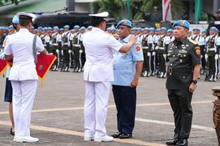 https://www.gardatipikornews.com.adhyaksanews.com/sematkan-baret-terhadap-bintara-remaja-kapolres-sukabumi-kota-ingatkan-ini