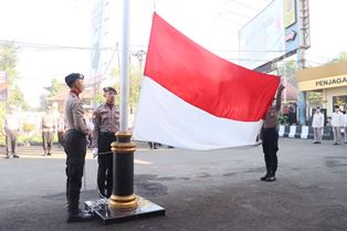 https://www.gardatipikornews.com.adhyaksanews.com/ciptakan-kabupaten-sampang-aman-kondusif-jelang-pemilu-2024-akbp-siswantoro-bentuk-123-polisi-rw