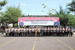 https://www.gardatipikornews.com.adhyaksanews.com/rd75-dua-oknum-polisi-polsek-cikarang-timur-diamankan-di-pmj-diduga-terkait-obat-terlarang-tramadol