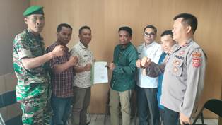 https://www.gardatipikornews.com.adhyaksanews.com/kapolresta-mataram-dampingi-kapolda-ntb-simakrama-dan-bakti-sosial-di-desa-giri-madya