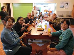 https://www.gardatipikornews.com.adhyaksanews.com/dinsos-melalui-pt-pos-indonesia-bersama-pemdes-cogreg-kecamatan-parung-kabupaten-bogor-gelar-penyaluran-bansos-cadangan-beras-pemerintah-10-kg