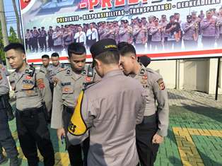 https://www.gardatipikornews.com.adhyaksanews.com/jaga-sinergisitas-kepala-ksop-undang-koperasi-jasa-tkbm-marunda