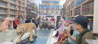 https://www.gardatipikornews.com.adhyaksanews.com/yayasan-ash-sholahiyah-gelar-acara-kenaikan-kelas-dan-perpisahan-siswa