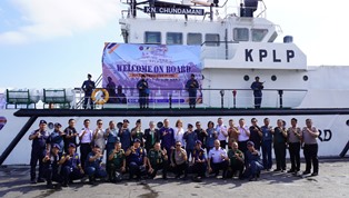 https://www.gardatipikornews.com.adhyaksanews.com/polsek-tanjungsari-bersama-instansi-terkait-evakuasi-olah-tkp-dan-lakukan-penyelidikan-adanya-kebakaran-rumah-yang-diperkirakan-mengalami-kerugian-capai-rp-30-juta
