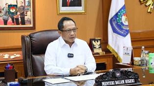 https://www.gardatipikornews.com.adhyaksanews.com/respon-arahan-ketum-agus-flores-ketua-dpc-pw-frn-banyuwangi-agus-samiaji-siap-sukseskan-gebyar-sholawat-sambut-hut-bhayangkara-78-thn-di-pantai-marina-boom