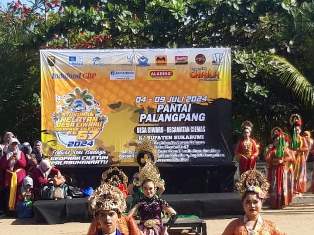 https://www.gardatipikornews.com.adhyaksanews.com/plh-sekda-lepas-kafilah-kabupaten-sukabumi-untuk-mengikuti-fasi-xii-provinsi-jabar