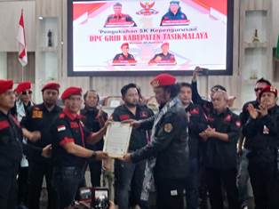 https://www.gardatipikornews.com.adhyaksanews.com/rayakan-hut-bhayangkara-ke-78-atang-trisnanto-apresiasi-kinerja-kepolisan