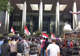 https://www.gardatipikornews.com.adhyaksanews.com/bawaslu-gelar-rakerni-9-kecamatan-wilayah-dapil-v-kabupaten-sukabumi
