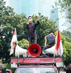 https://www.gardatipikornews.com.adhyaksanews.com/pembinaan-peningkatan-kinerja-serta-kapasitas-perangkat-desa-kuripan-dihadiri-sekcam-ciseeng-dan-kades-siti-aswat-narulita-s-pd