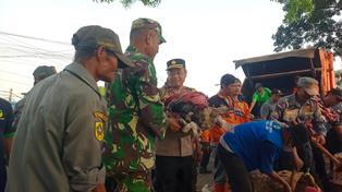 https://www.gardatipikornews.com.adhyaksanews.com/tumbuhkan-jiwa-kepemimpinan-babinsa-di-bojonegoro-bekali-bela-negara-pelajar-smp-dan-sma-islam-al-aly-kalitidu