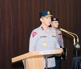 https://www.gardatipikornews.com.adhyaksanews.com/memanas-diduga-puluhan-preman-bayaran-serang-warga-h-anif-dan-2-unit-mobil-terbakar