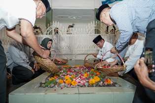 https://www.gardatipikornews.com.adhyaksanews.com/diduga-ada-indikasi-pengurangan-volume-kegiatan-pembuatan-talud-kolam-retensi-kacil-putih-pulau-vii-kec-ilir-barat-1-kota-palembang
