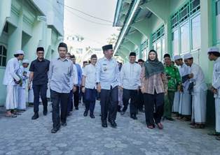 https://www.gardatipikornews.com.adhyaksanews.com/pengajian-bulanan-badan-kontak-majelis-taklim-digelar-pemerintah-desa-cihowe-kecamatan-ciseeng-bersama-kades-wahyudin-dan-tp-pkk-awinah