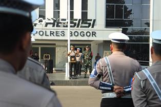 https://www.gardatipikornews.com.adhyaksanews.com/kapolri-dan-ketum-pssi-bertemu-pastikan-penyelenggaraan-piala-presiden-berjalan-aman-dan-lancar