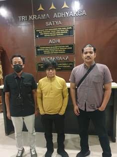https://www.gardatipikornews.com.adhyaksanews.com/dalam-rakernis-gabungan-humas-polres-prabumulih-terima-penghargaan-dari-kabid-humas-polda-sumsel