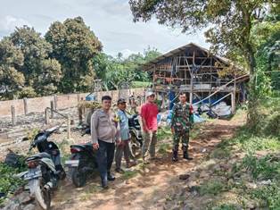 https://www.gardatipikornews.com.adhyaksanews.com/pembangunan-jalan-produksi-di-sambut-gembira-warga-masyarakat