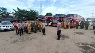 https://www.gardatipikornews.com.adhyaksanews.com/danramil-bayung-lencir-melaksanakan-apel-malam-siaga-dalam-menyambut-tahun-baru-2025