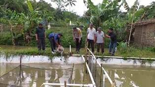 https://www.gardatipikornews.com.adhyaksanews.com/m-dicky-marjuki-bakal-calon-ketua-katar-cibalung-menunggu-diadakan-pemilihan-secara-demokrasi