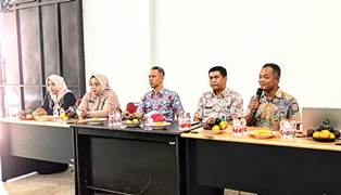 https://www.gardatipikornews.com.adhyaksanews.com/paripurna-dprd-padang-pariaman-tetapkan-john-kenedy-azis-rahmat-hidayat-sebagai-bupati-dan-wakil-bupati-terpilih-pilkada-2024