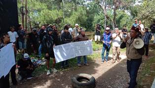https://www.gardatipikornews.com.adhyaksanews.com/dpd-lsm-simba-menggandeng-lauyer-kondang-di-bidang-hukum-pemantapan-pemahaman-hukum-tipikor