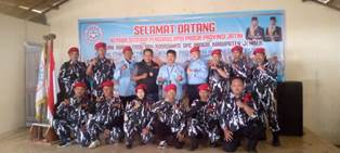 https://www.gardatipikornews.com.adhyaksanews.com/babinsa-koramil-kanor-bojonegoro-bantu-evakuasi-pohon-roboh-yang-menimpa-rumah-warga