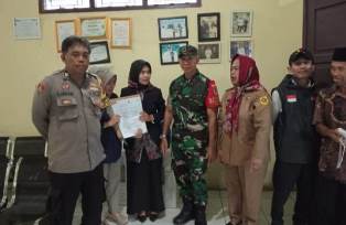 https://www.gardatipikornews.com.adhyaksanews.com/pps-dan-kpps-deklarasi-damai-pilkades-serentak-loteng-2025