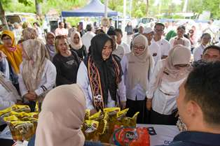 https://www.gardatipikornews.com.adhyaksanews.com/kapolres-bima-kota-pimpin-sosialisasi-mudik-aman-keluarga-nyaman-dan-layanan-kepolisian-110
