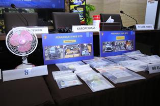 https://www.gardatipikornews.com.adhyaksanews.com/polda-ntb-turunkan-tim-propam-usut-serius-kasus-polsek-kayangan