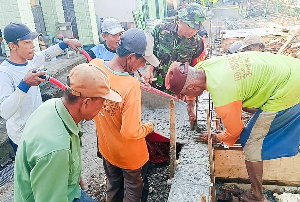 https://www.gardatipikornews.com.adhyaksanews.com/pengajian-rutin-malam-jumat-sekaligus-penyerahan-sk-9-ketua-ranting-dpac-ciseeng-dihadiri-kapolsek-parung-ketum-dan-sekjen-ppbni-satria-banten