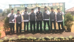 https://www.gardatipikornews.com.adhyaksanews.com/bocah-angon-serahkan-golok-perjuangan-untuk-kang-kholid-simbol-perlawanan-rakyat-banten-terhadap-oligarki-pik-2