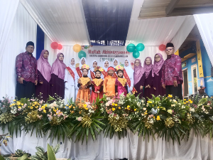 https://www.gardatipikornews.com.adhyaksanews.com/dpw-progib-jatim-dengan-tokoh-penting-gelar-acara-ngopi-bareng-komunitas