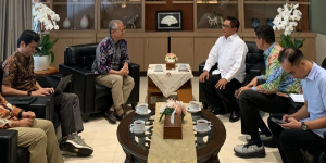 https://www.gardatipikornews.com.adhyaksanews.com/kepala-desa-langensari-monitoring-pekerjaan-pengaspalan